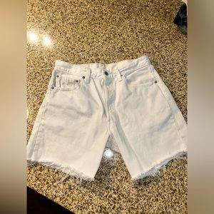 Denim Levi’s cut off shorts